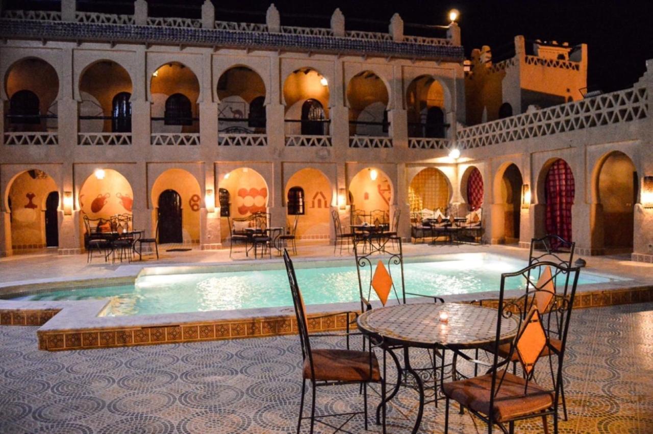 Nasser Palace Hotel & Bivouacs 梅尔祖卡 外观 照片